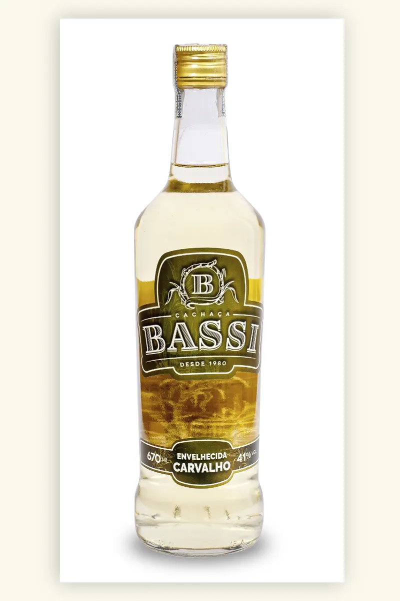 Cachaça Bassi Carvalho 670 ml